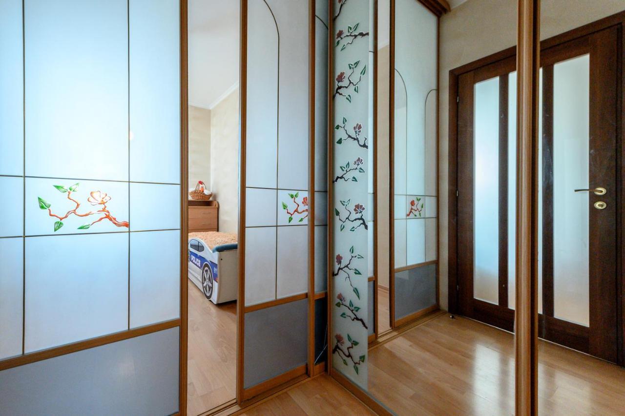 Apartamento Happy Time Odesa Exterior foto